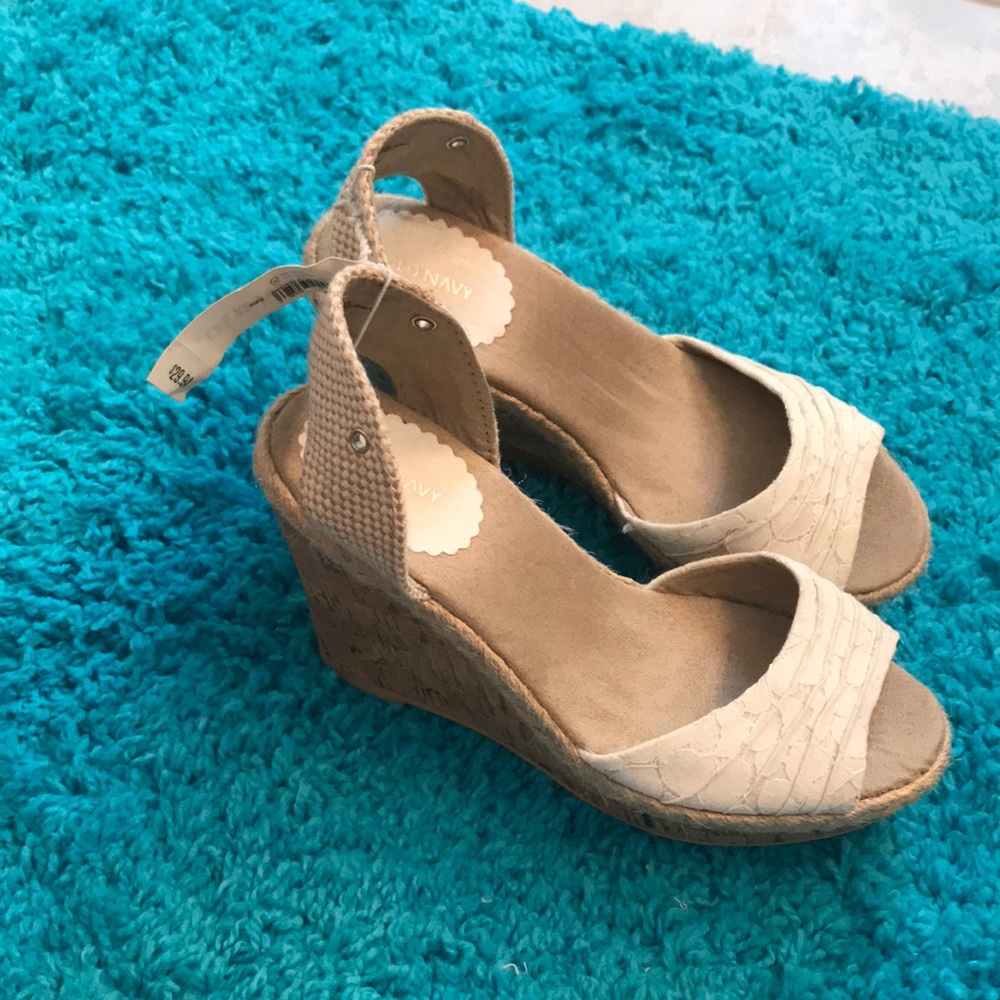 Wedge sandal!
